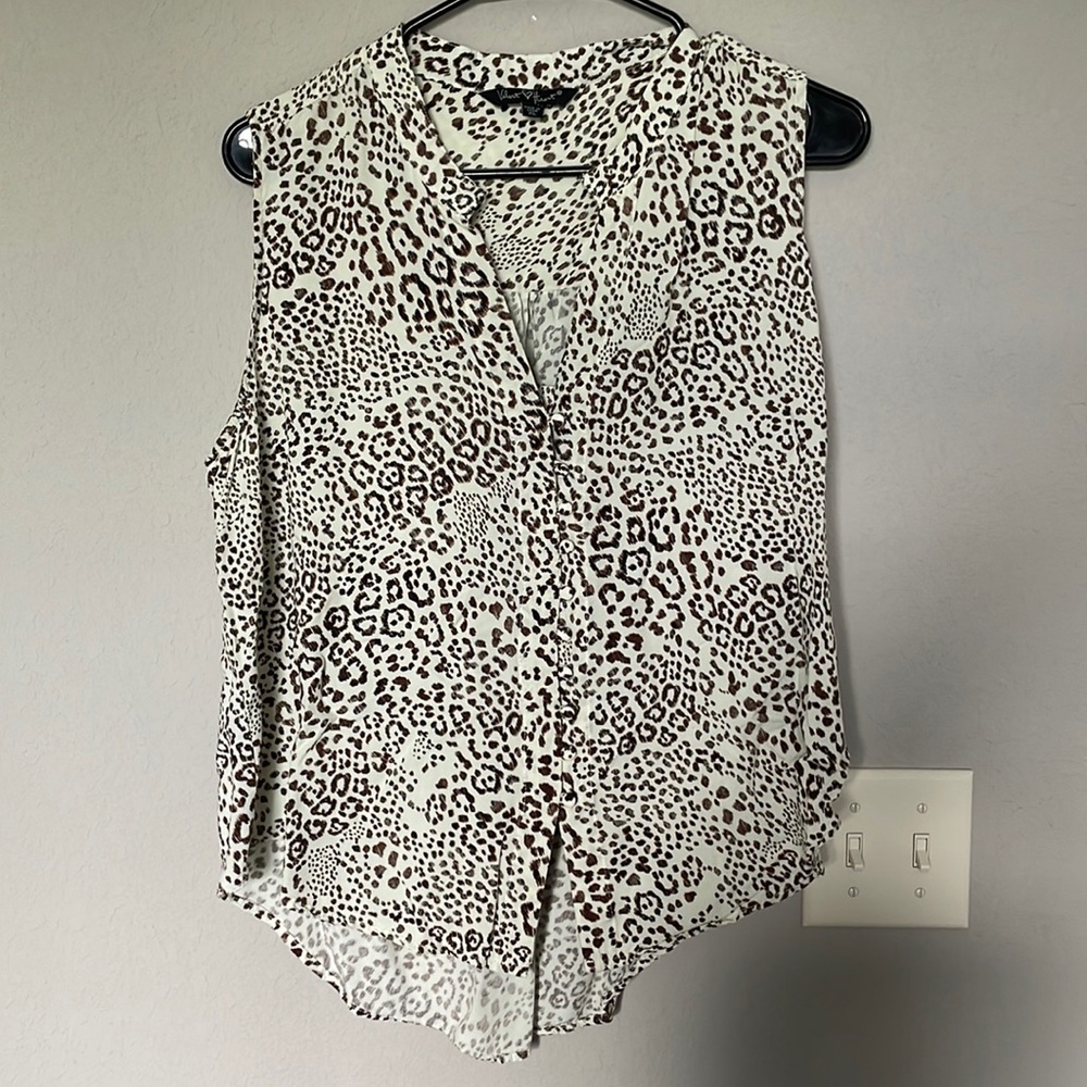 Leopard print sleeveless camisole